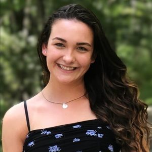 Meet your Posher, Briana